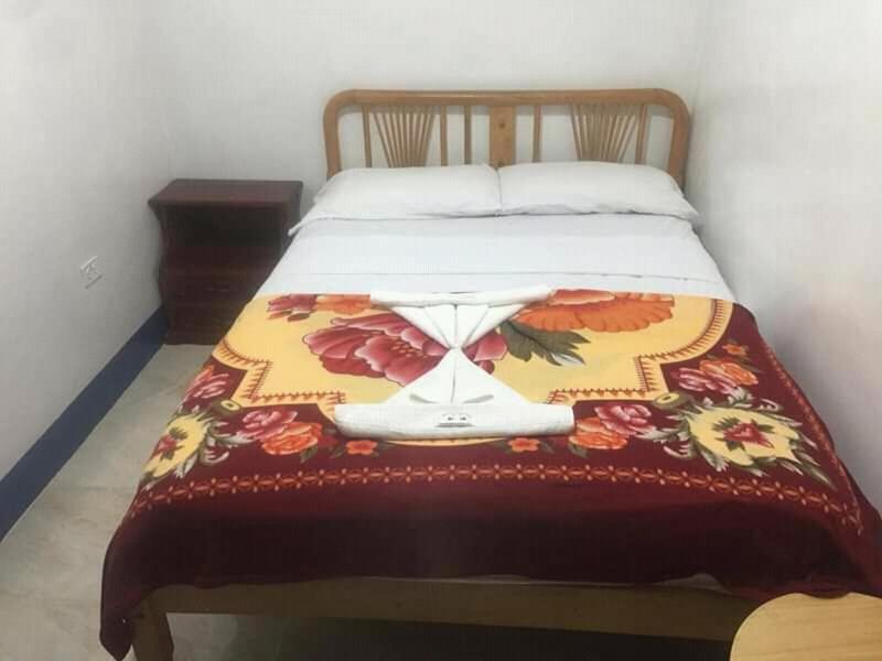 Hostal Albatros San Cristobal Exterior photo